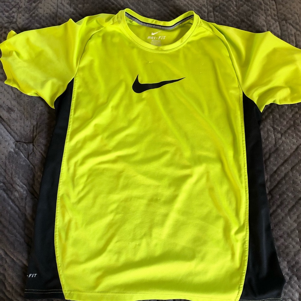 Nike Dri-fit shirt size large